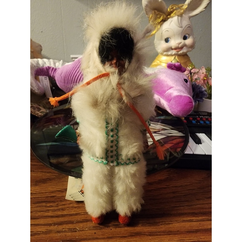 Vintage Handmade Numbered Eskimo Doll Figurine W/ Original Tag Rare Fur Coat